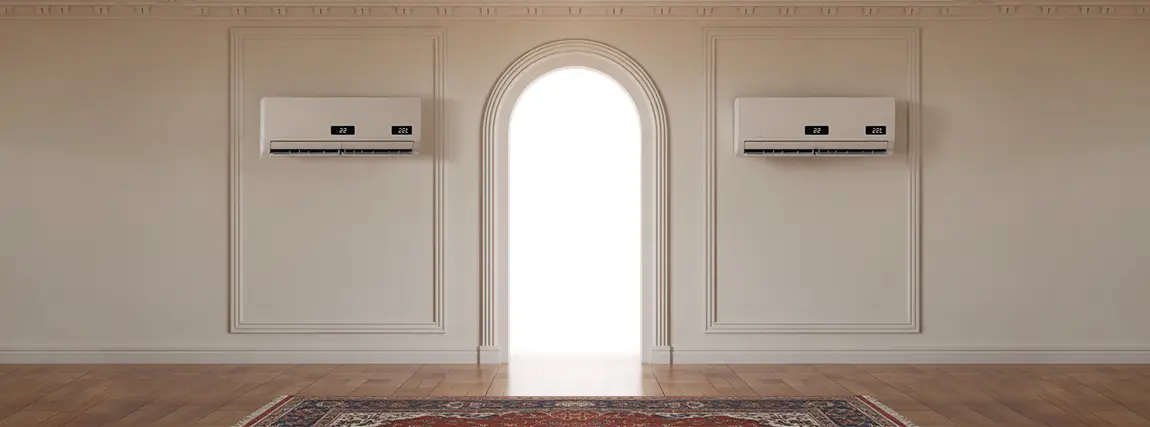 دو کولر گازی روی دیوار