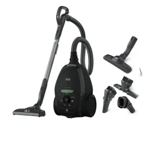 جاروبرقی 600 وات آ ا گ مدل Vx82